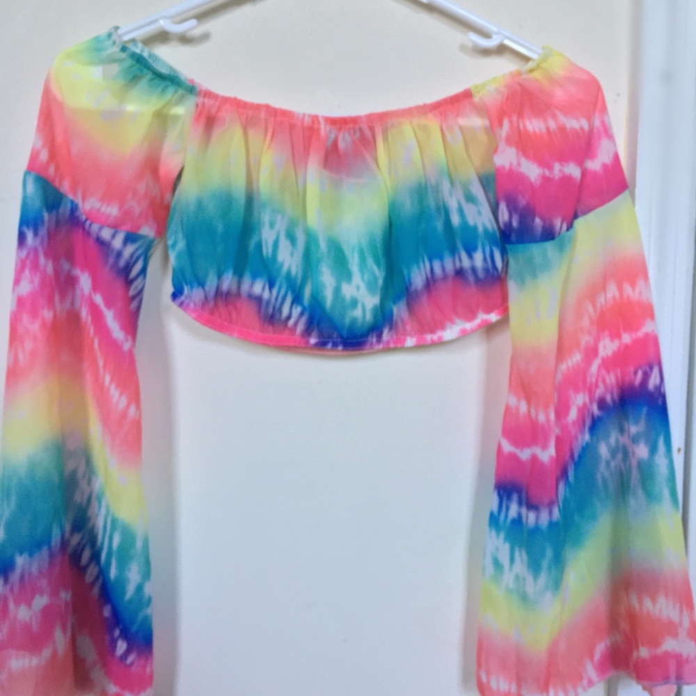 Boo Boo Bell sleeve crop top NWOT